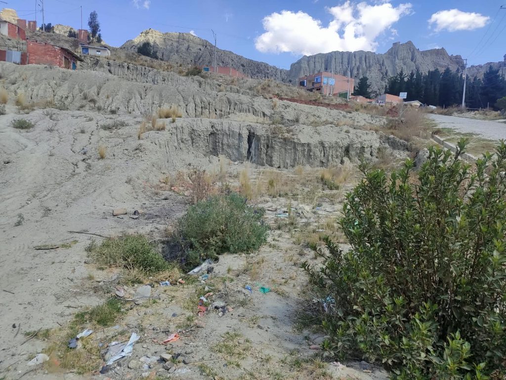 Terreno en venta con espectacular vista panorámica a La Paz – ideal para vivienda o proyecto